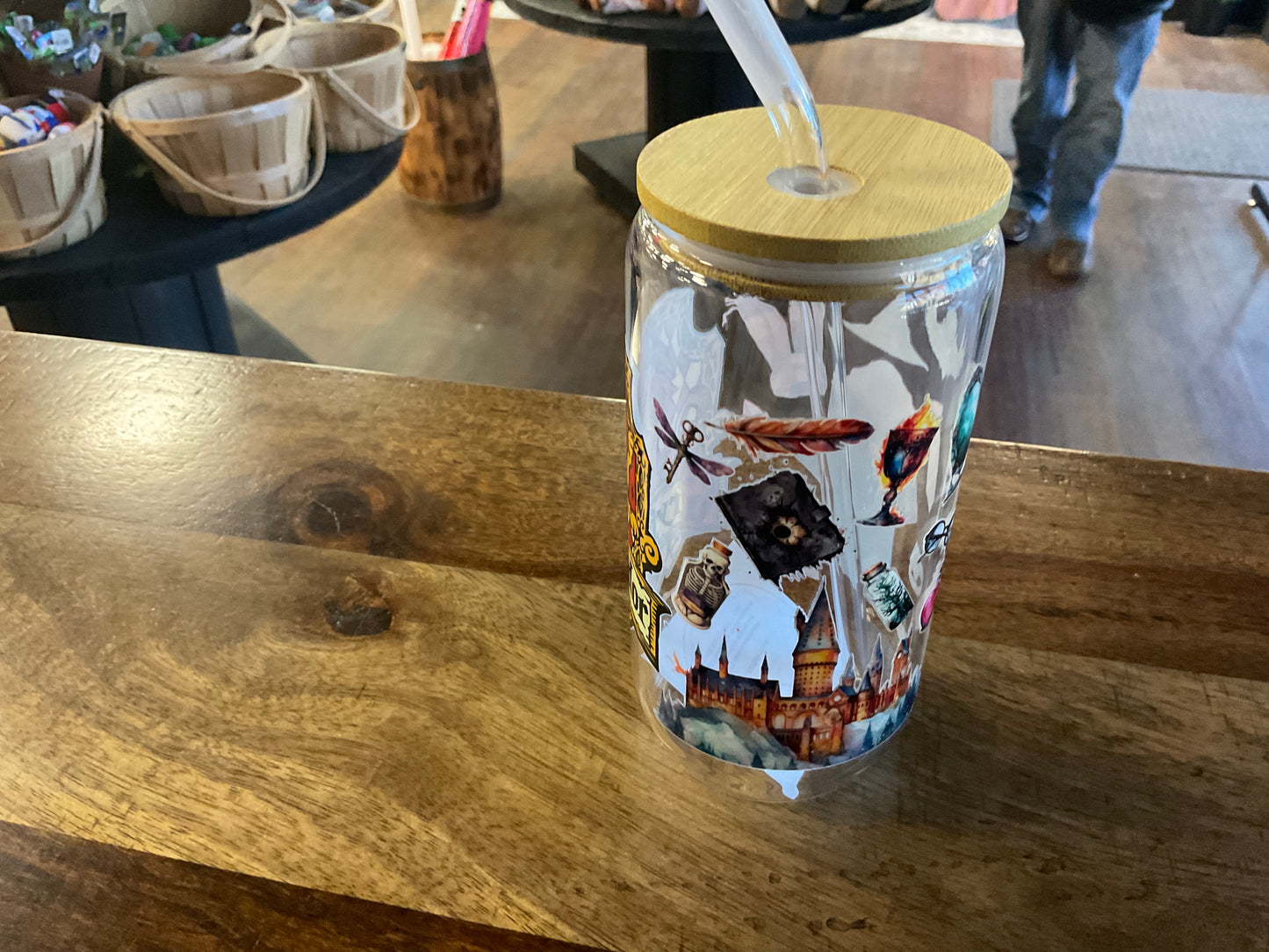 Gryffindor glass can w/ UV dtf lid and glass straw