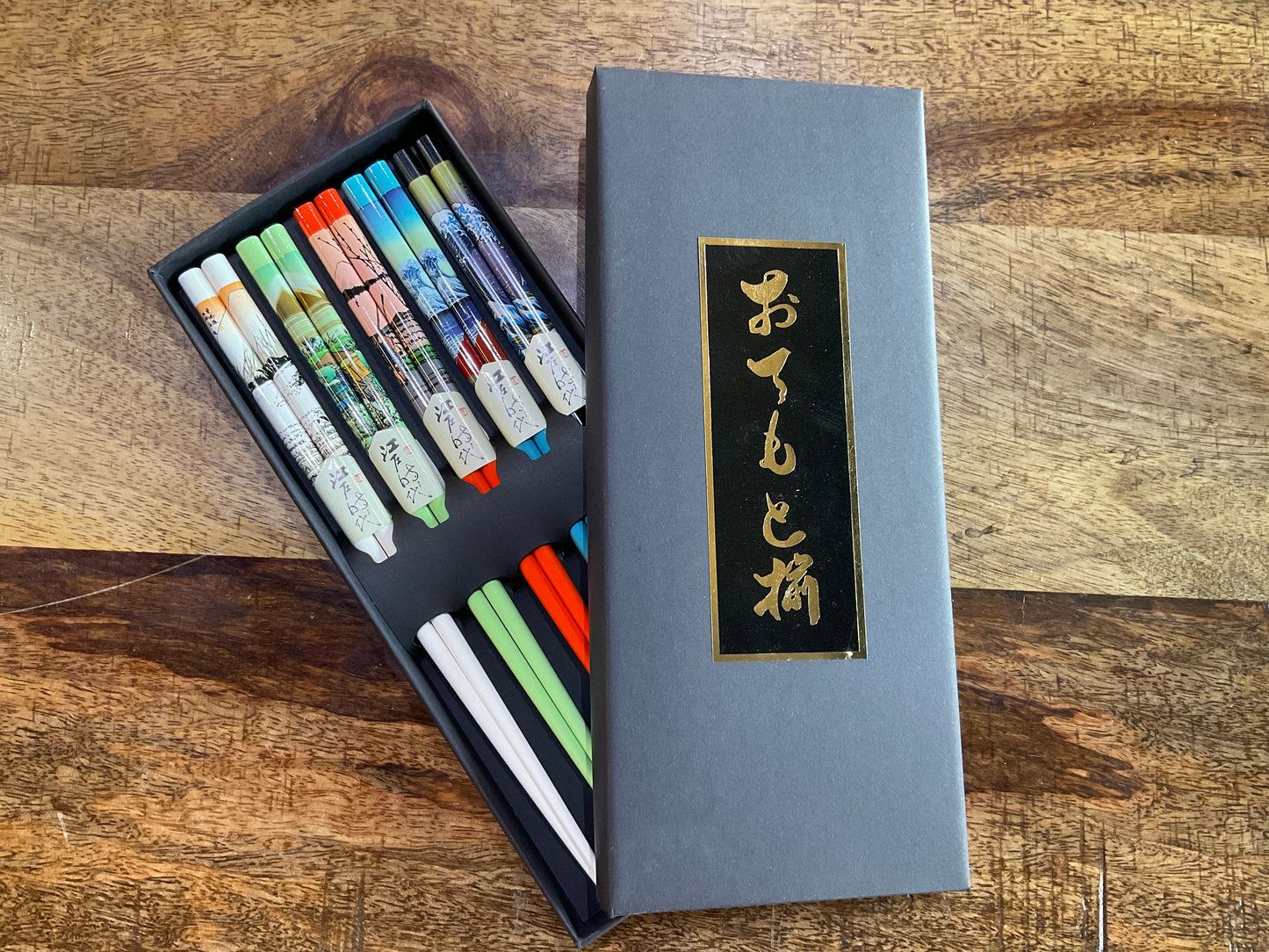 MT. FUJI WOOD CHOPSTICKS (10 pc)