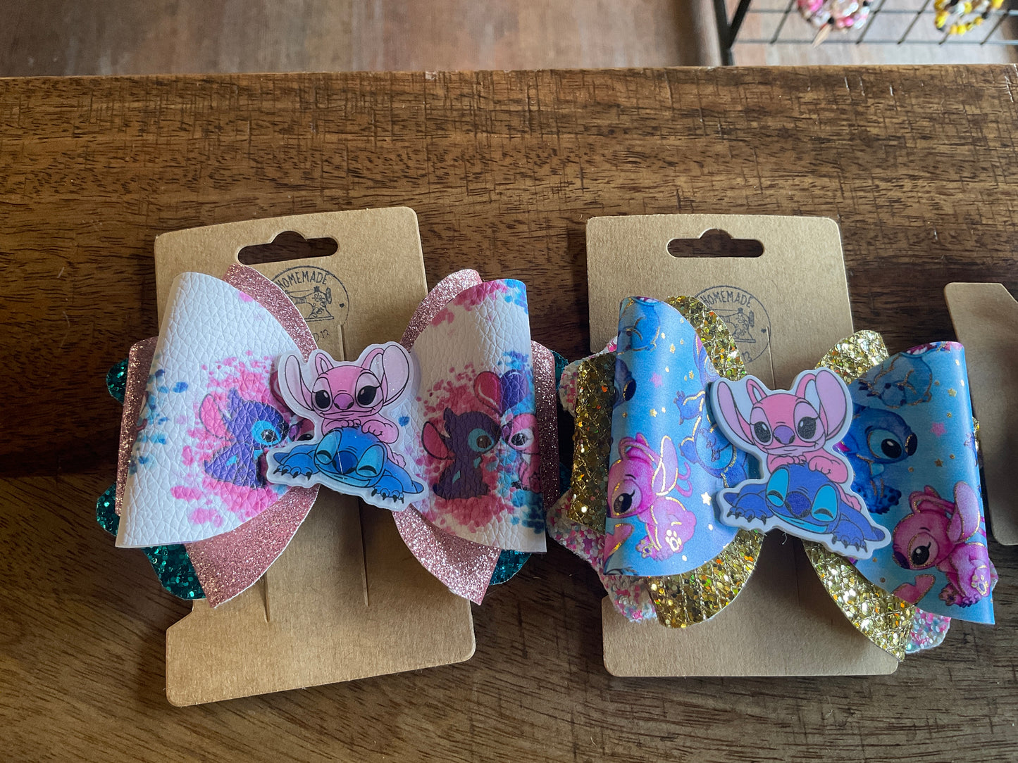 LILO/STITCH FAUX LEATHER BOW CLIP