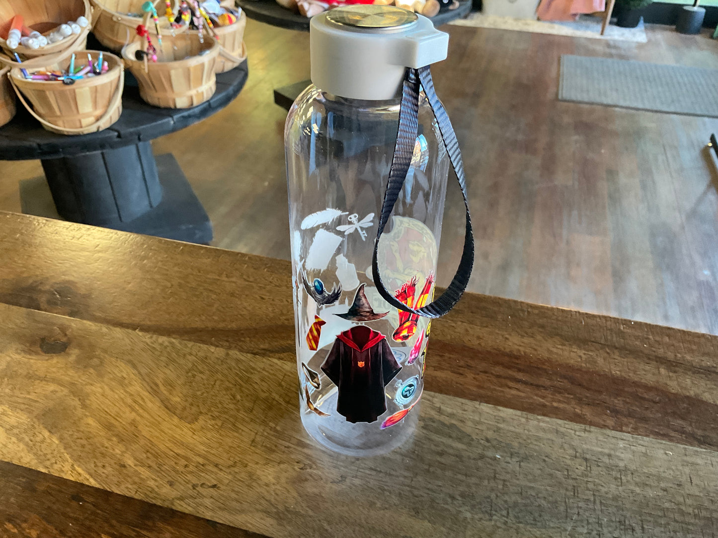 Gryffindor plastic water bottle w/ UV dtf graphic
