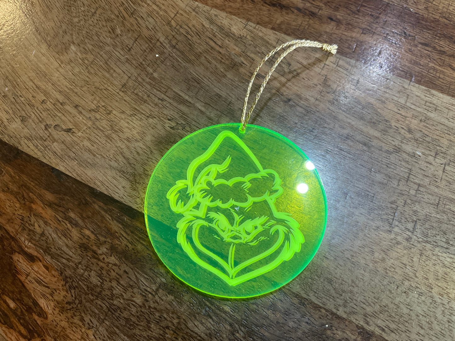 GRINCH ACRYLIC ORNAMENT (1pc)