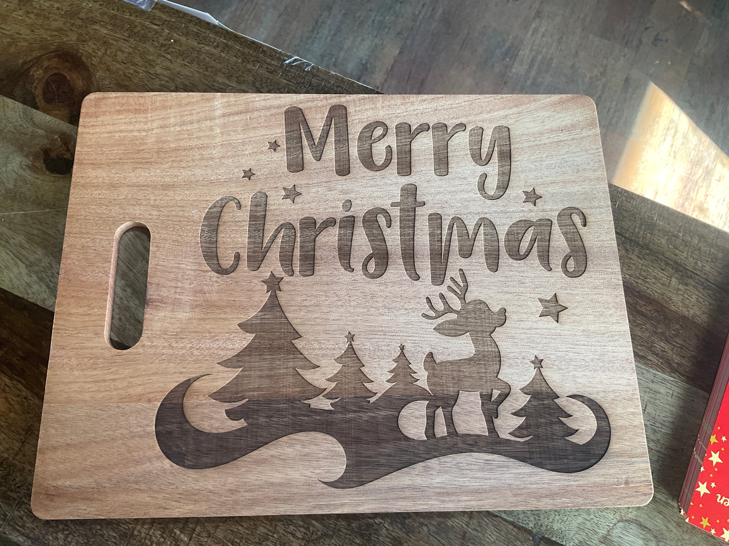 MAHOGANY CHRISTMAS WOOD CUTTING BOARD