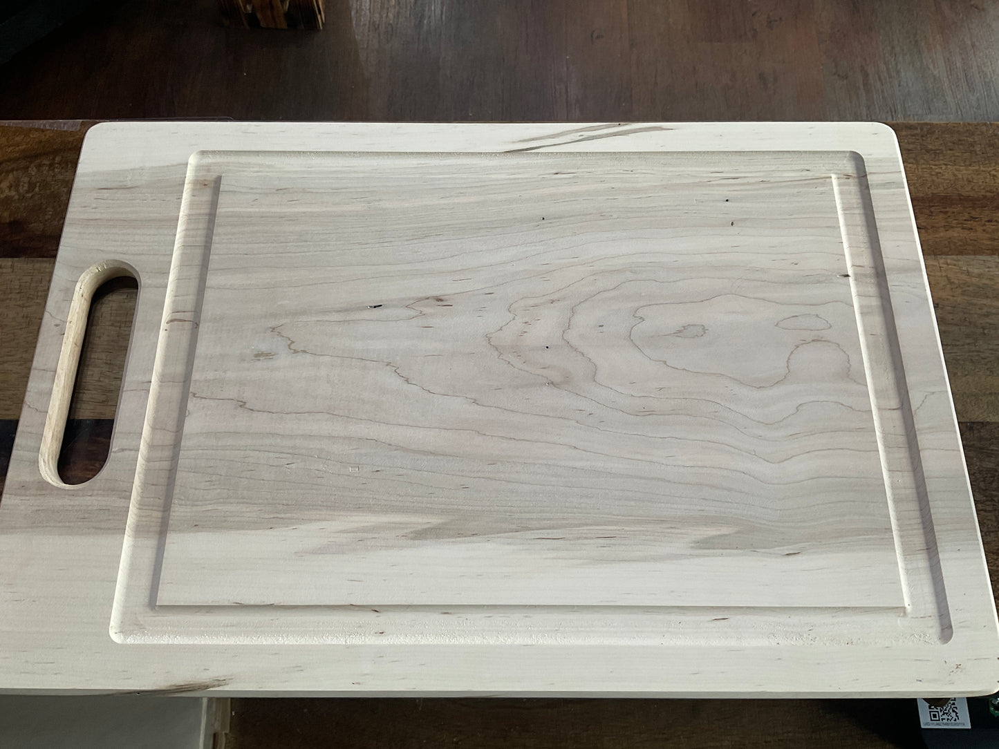 Ambrosia Maple cutting board with juice groove