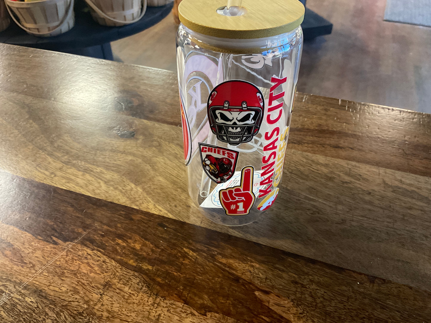 KC Chiefs glass can w/ UV dtf lid and glass straw