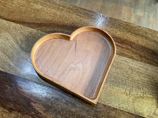 WOOD HEART TRAY (CHERRY)